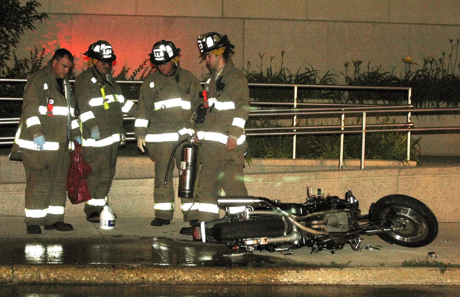 MOTO_ACCIDENT-SPRAY_2_1538516.JPG